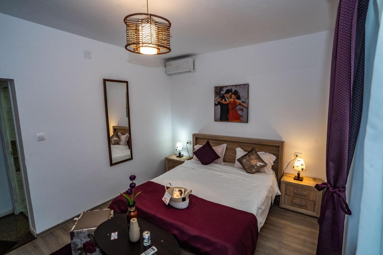 Hotel Casa Del Flor Costinesti Extérieur photo