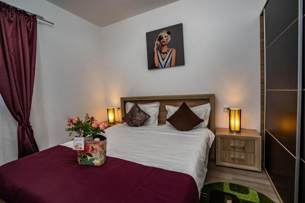 Hotel Casa Del Flor Costinesti Extérieur photo